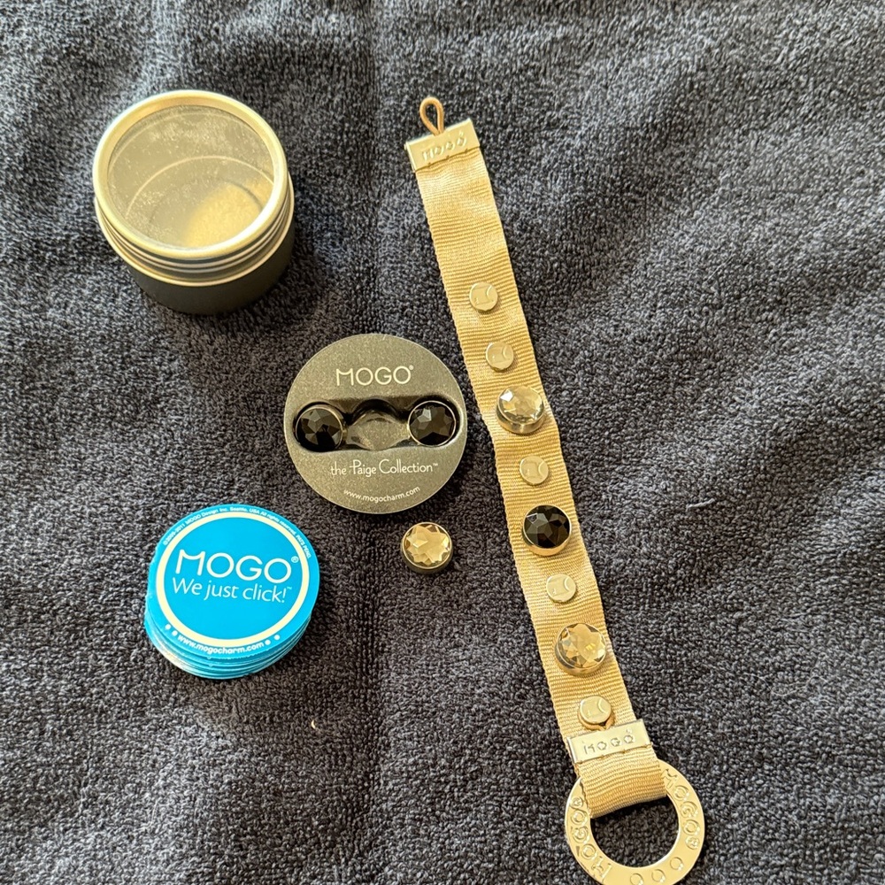 Gold Charm Bracelet - Picture 2 of 2